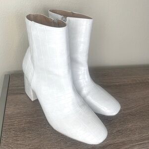 Women's Iris Mid Block Heel Bootie (snake/crocodile pattern) size 7.5